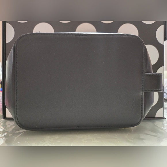 ✨️Paco Rabanne Makeup Case✨️ - Picture 2 of 4